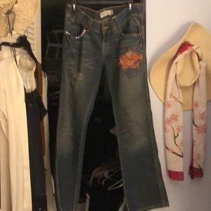 Levi’s 504 Slouch Straight size 29. I’m 5’6 149 pounds